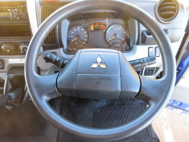 MITSUBISHI CANTER 2017 Image 31