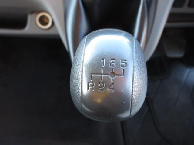 MITSUBISHI CANTER 2017 Image 31