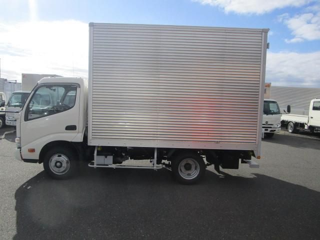 HINO DUTRO 2024 Image 31