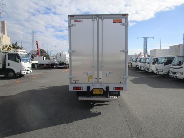 HINO DUTRO 2024 Image 31