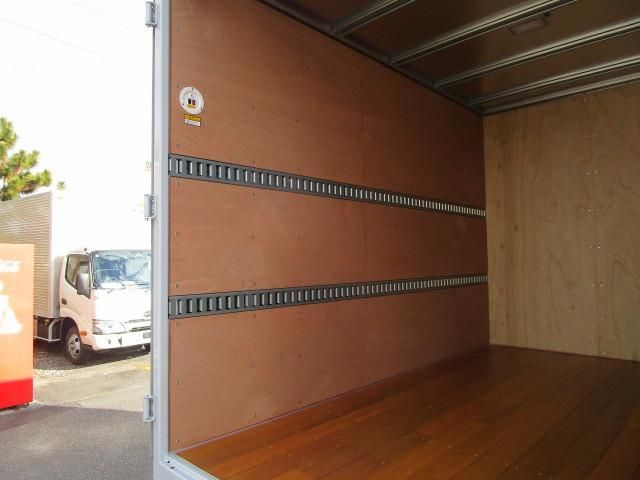 HINO DUTRO 2024 Image 31