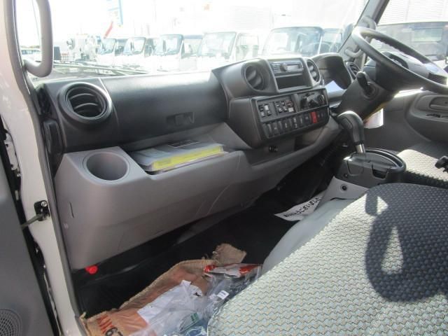 HINO DUTRO 2024 Image 31