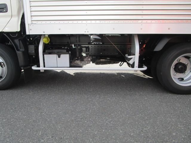 HINO DUTRO 2024 Image 31