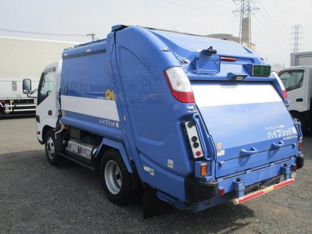 HINO DUTRO 2018 Image 31