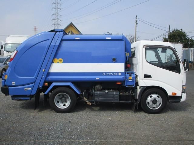 HINO DUTRO 2018 Image 31