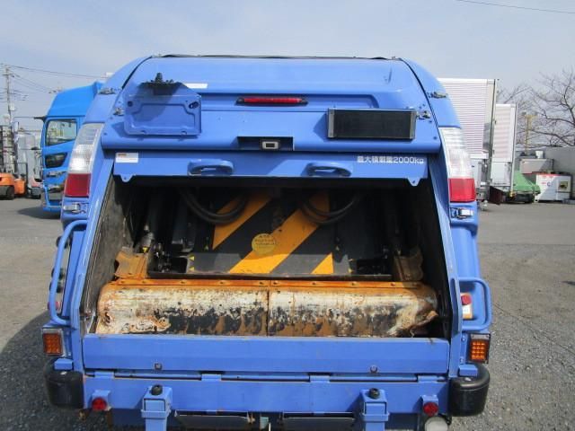 HINO DUTRO 2018 Image 31