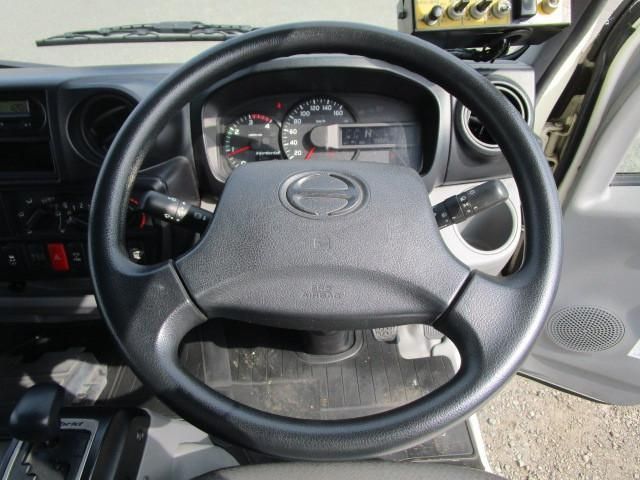 HINO DUTRO 2018 Image 31