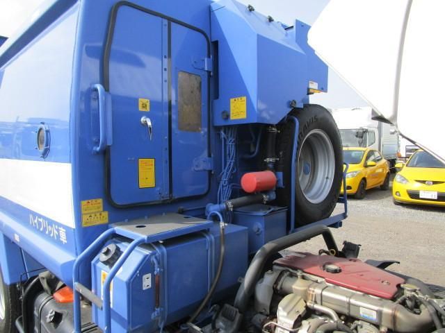 HINO DUTRO 2018 Image 31