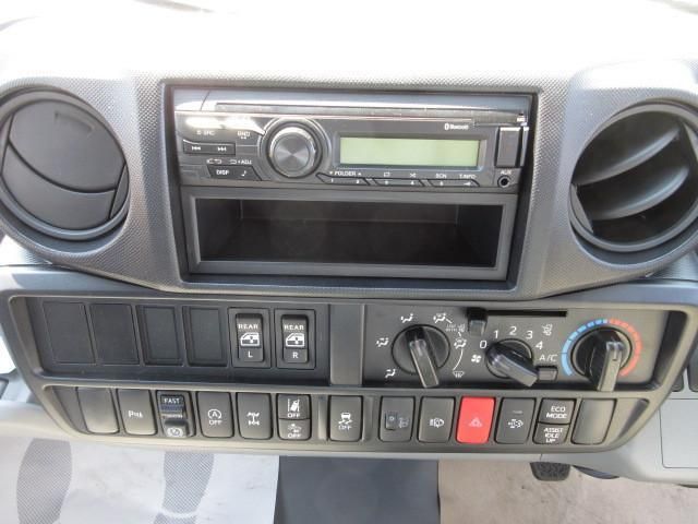 HINO DUTRO 2024 Image 31