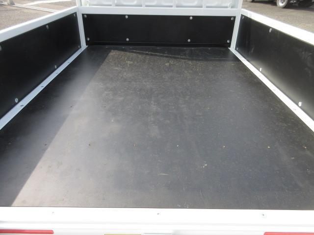 MITSUBISHI CANTER 2025 Image 31