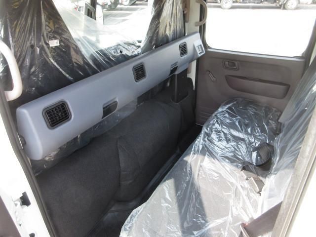 MITSUBISHI CANTER 2025 Image 31