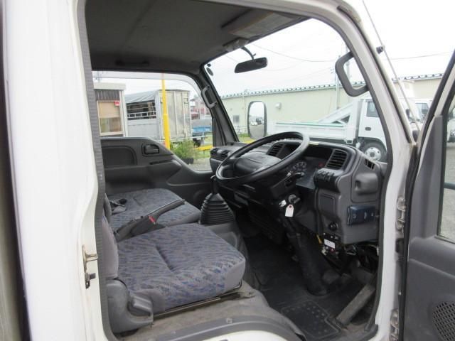 ISUZU ELF 2004 Image 31