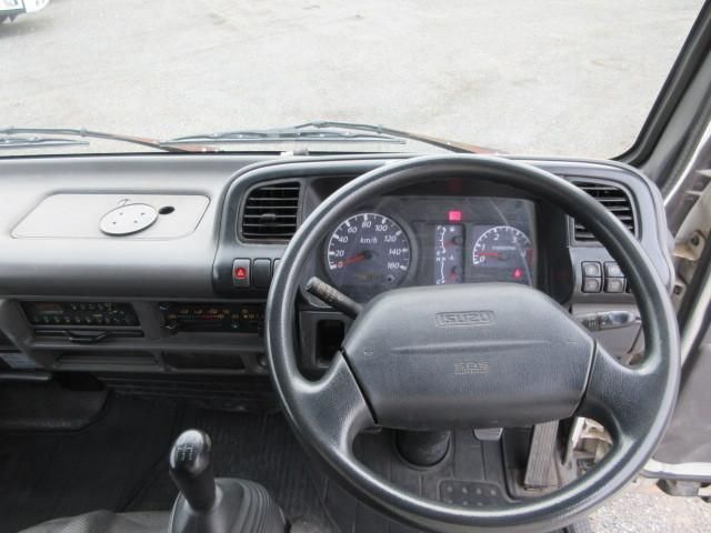 ISUZU ELF 2004 Image 31