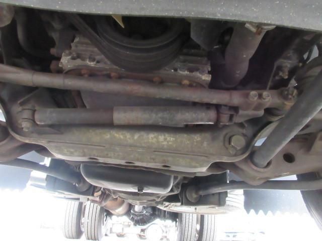 ISUZU ELF 2004 Image 31