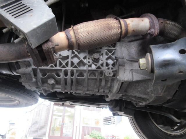 ISUZU ELF 2004 Image 31