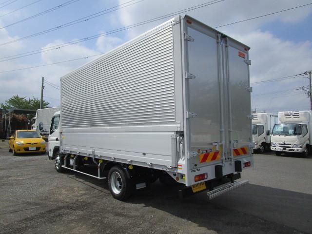MITSUBISHI CANTER 2025 Image 31