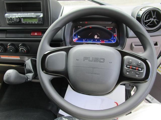 MITSUBISHI CANTER 2025 Image 31