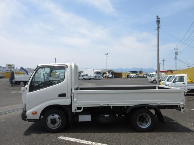 HINO DUTRO 2017 Image 31