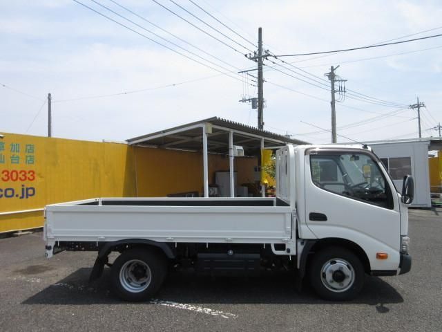 HINO DUTRO 2017 Image 31