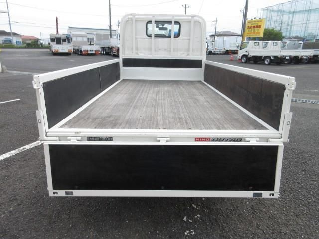 HINO DUTRO 2017 Image 31