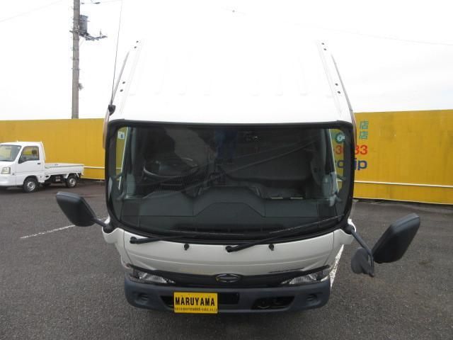 HINO DUTRO 2017 Image 31
