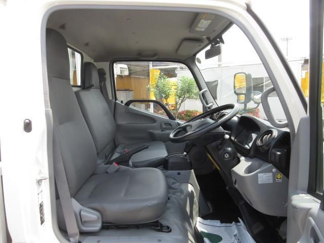 HINO DUTRO 2017 Image 31