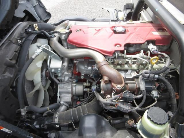 HINO DUTRO 2017 Image 31