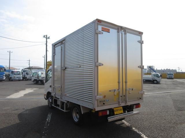 HINO DUTRO 2023 Image 31