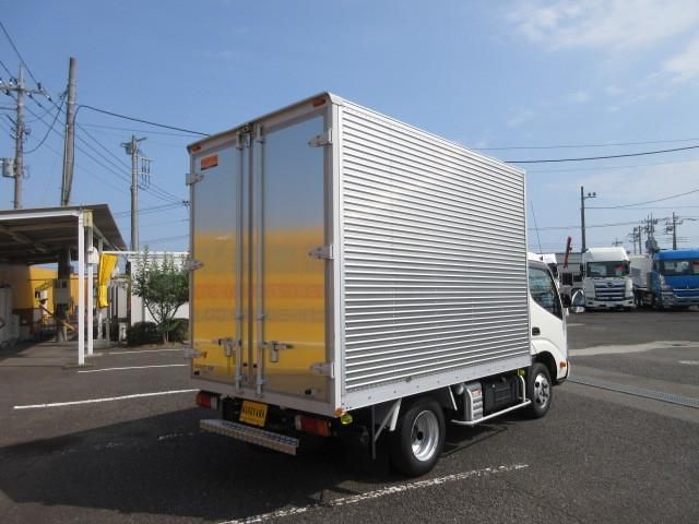 HINO DUTRO 2023 Image 31