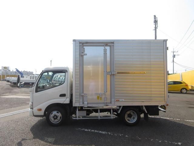 HINO DUTRO 2023 Image 31
