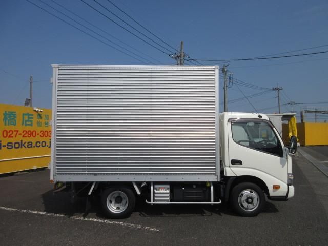 HINO DUTRO 2023 Image 31