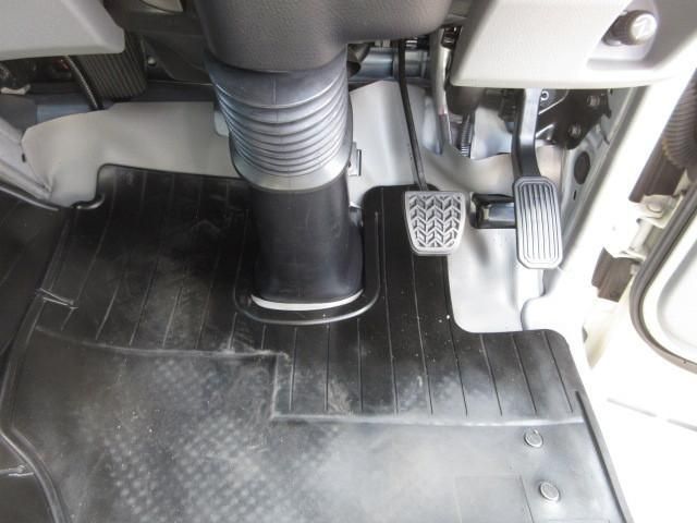 HINO DUTRO 2023 Image 31