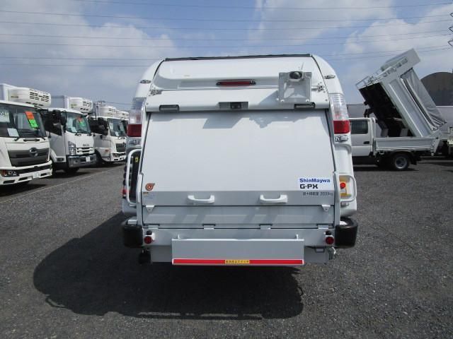 MITSUBISHI CANTER 2024 Image 31