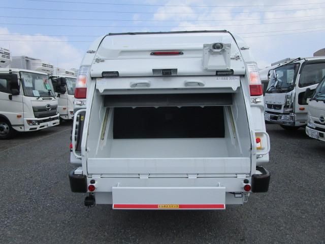 MITSUBISHI CANTER 2024 Image 31