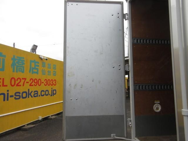 HINO DUTRO 2023 Image 31