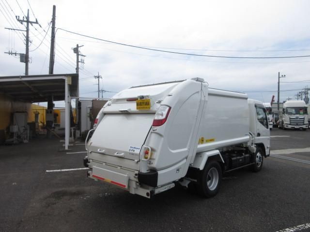 MITSUBISHI CANTER 2023 Image 31