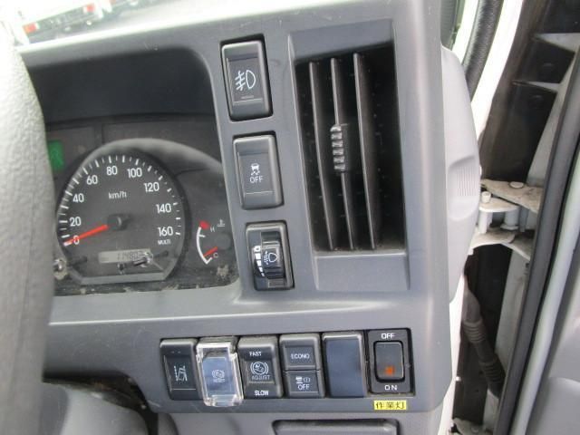 ISUZU ELF 2020 Image 31