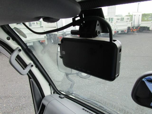 ISUZU ELF 2020 Image 31