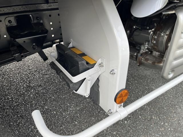 HINO DUTRO 2024 Image 31