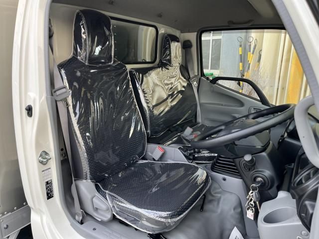 HINO DUTRO 2024 Image 31