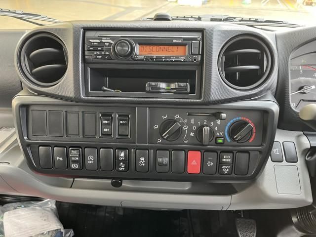 HINO DUTRO 2024 Image 31