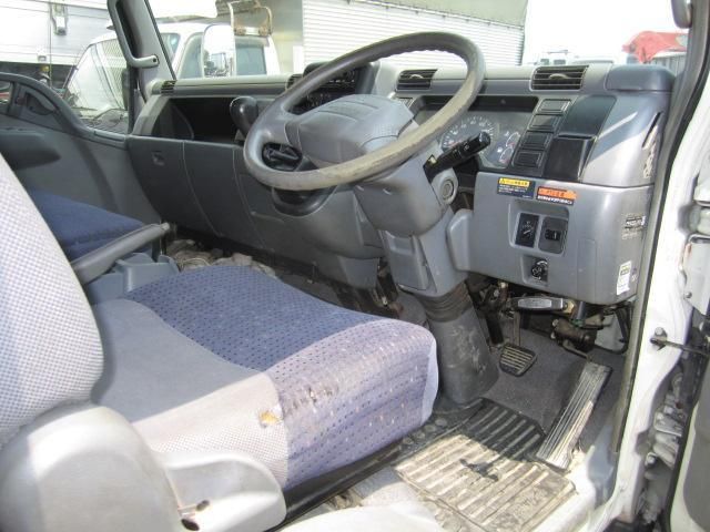 MITSUBISHI CANTER 2007 Image 31