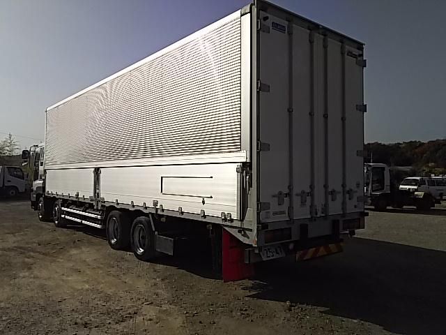 ISUZU GIGA 2011 Image 31