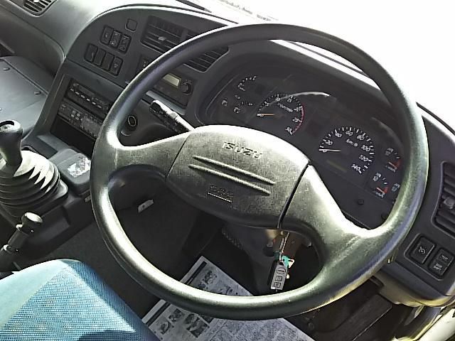 ISUZU GIGA 2011 Image 31