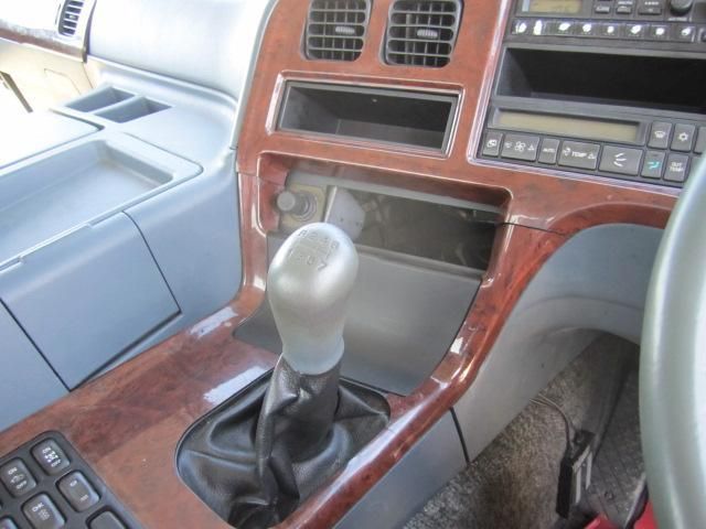 MITSUBISHI FUSOU SUPER GREAT 2000 Image 31