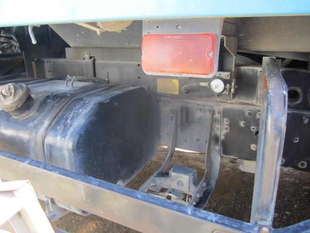 MITSUBISHI FUSOU SUPER GREAT 2004 Image 31