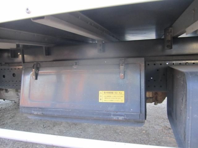 ISUZU FORWARD 2012 Image 31