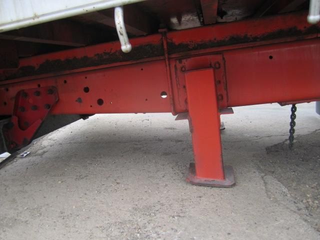 HINO PROFIA 2006 Image 31