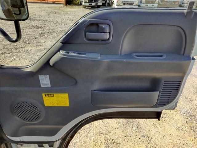 ISUZU ELF 2008 Image 31