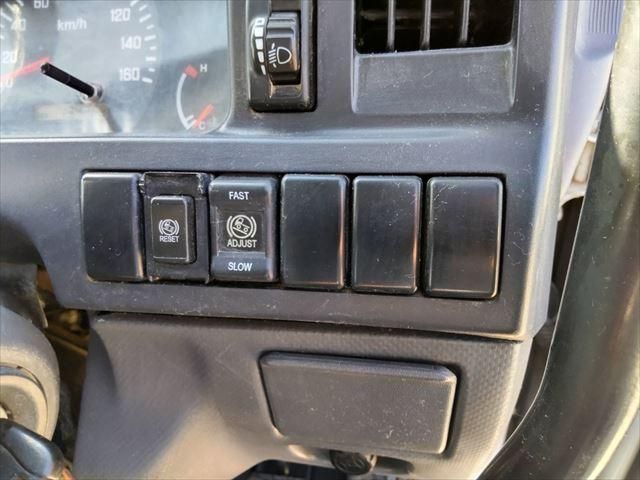 ISUZU ELF 2008 Image 31